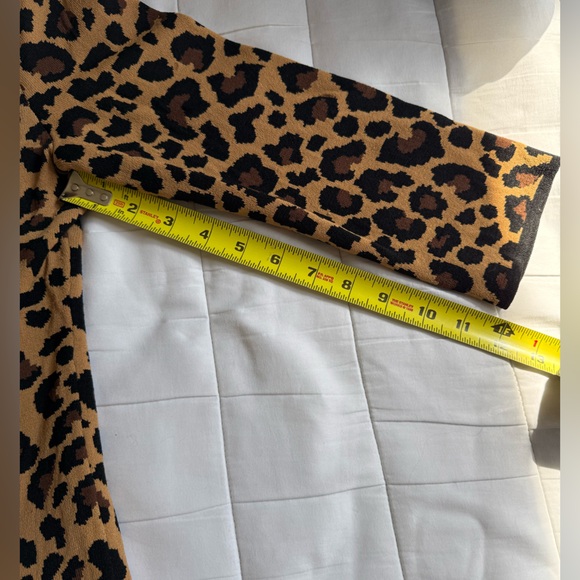 Jones New York Signature Leopard Print Cardigan - Picture 7 of 8
